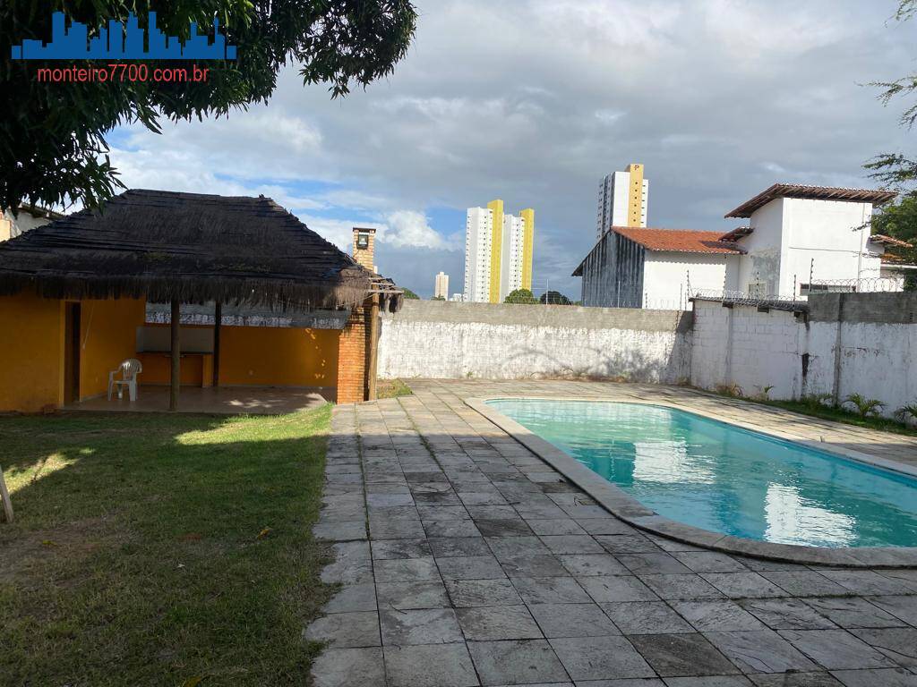 Casa à venda com 7 quartos, 1000m² - Foto 23