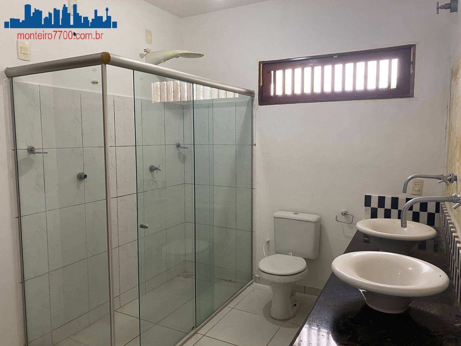 Casa à venda com 7 quartos, 1000m² - Foto 38