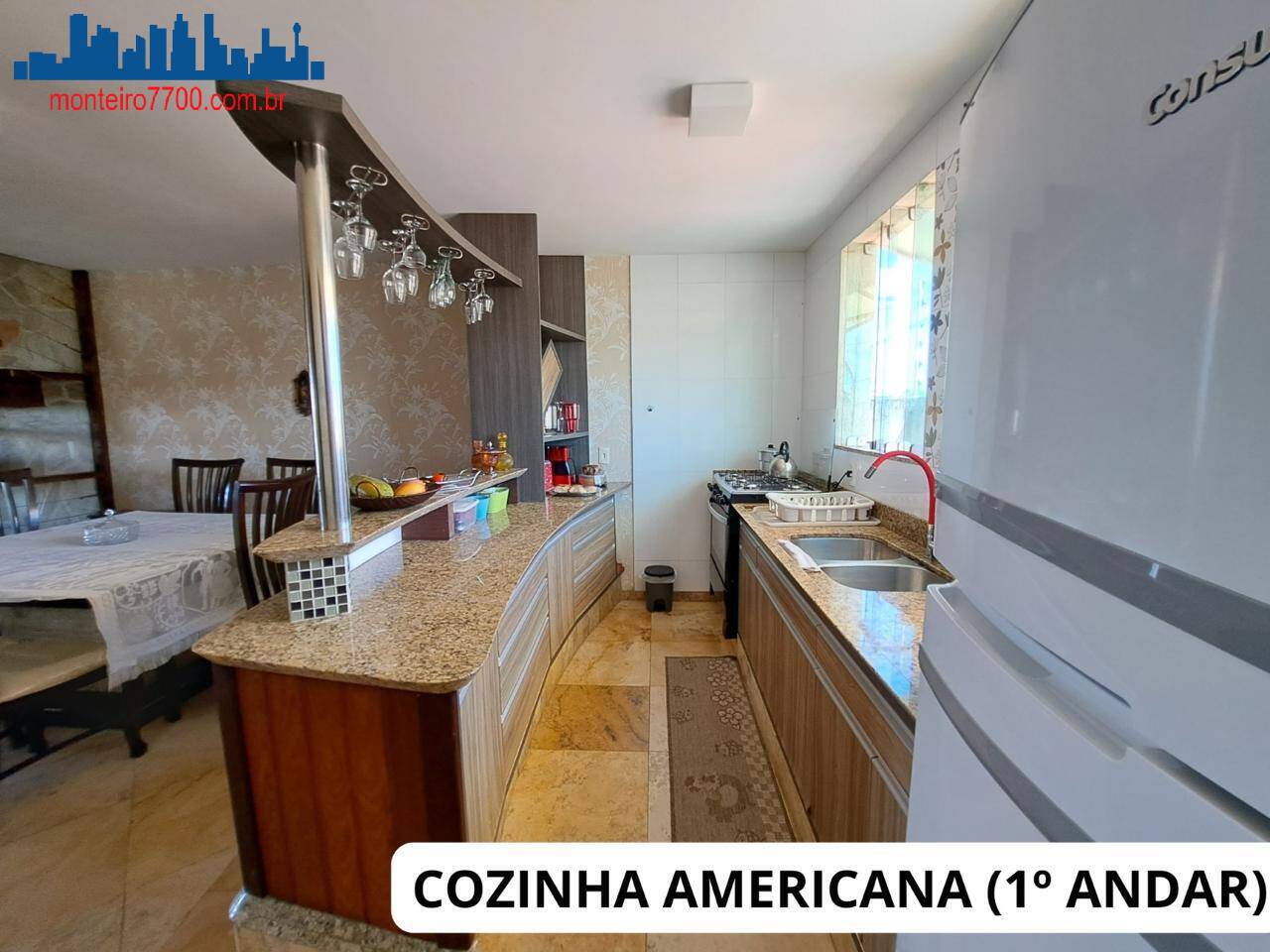 Casa de Condomínio à venda com 4 quartos, 231m² - Foto 9